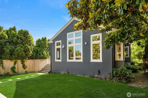 $2,900,000 | 1012 2nd Avenue West, Seattle, WA 98119