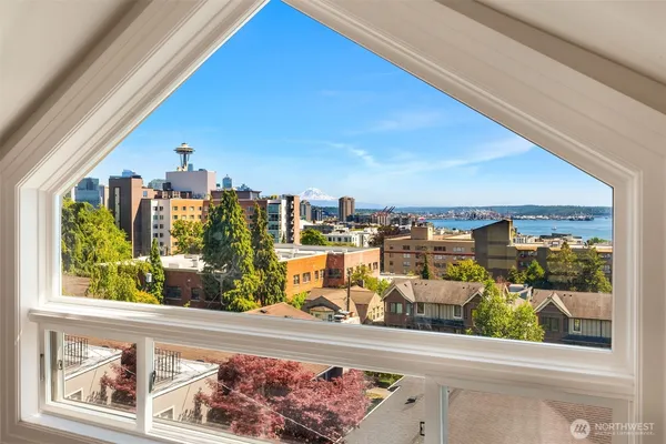 $2,900,000 | 1012 2nd Avenue West, Seattle, WA 98119