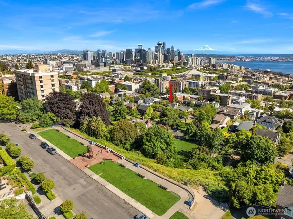 $2,900,000 | 1012 2nd Avenue West, Seattle, WA 98119