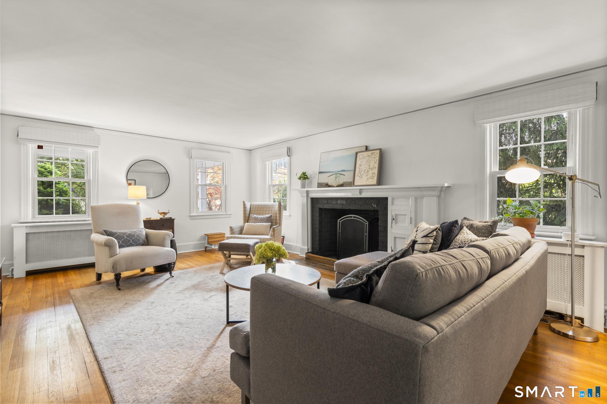 22 Devils Garden Road Norwalk, CT 06854 - Photo 8 of 40 Gallery Image 8