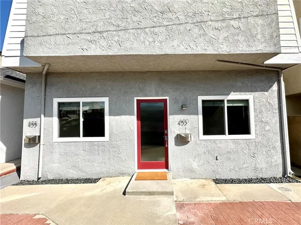 $4,200 | 453 29th Street, Hermosa Beach, CA 90254