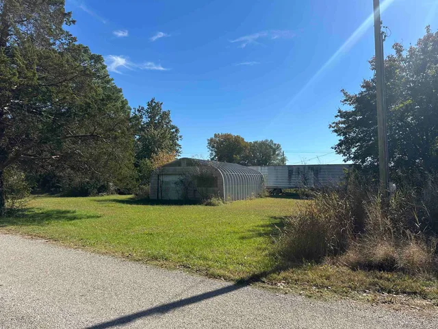 a view of liquor store