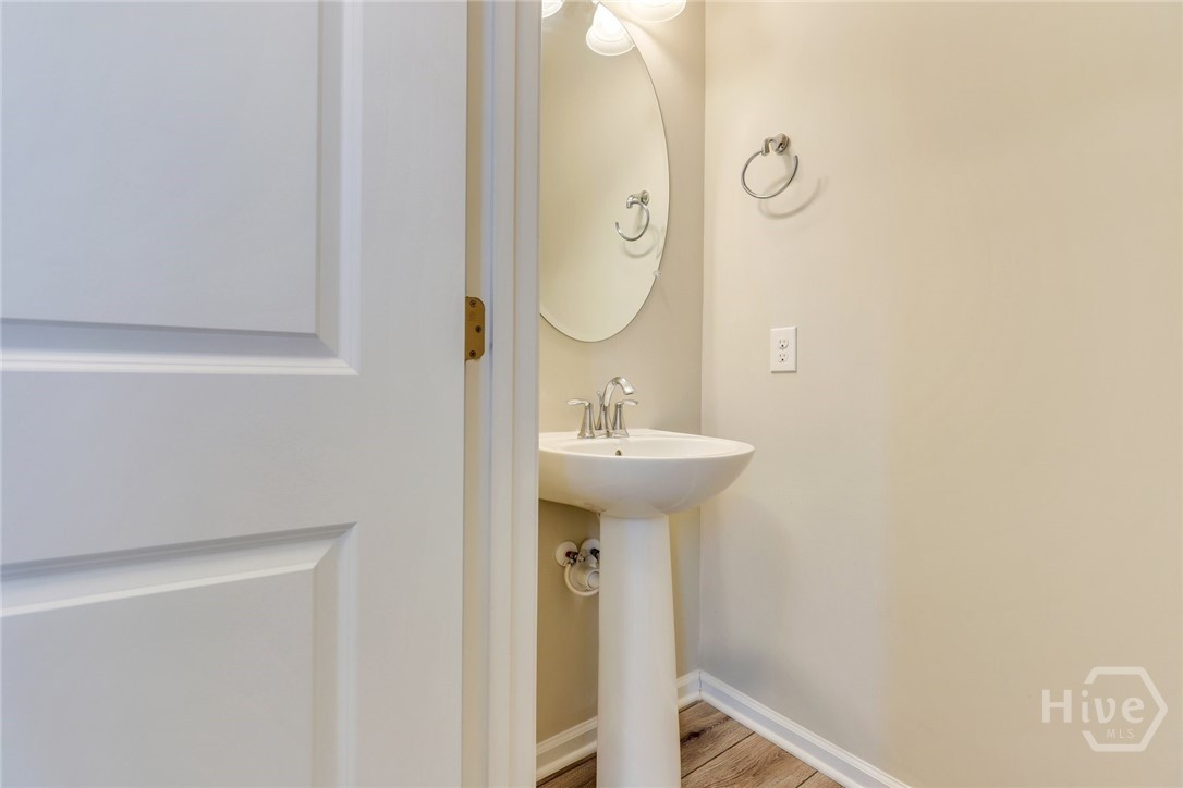 580 Waybridge Way Richmond Hill, GA 31324 - Photo 11 of 46