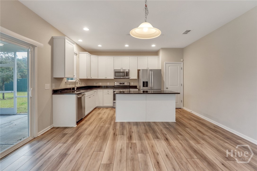 580 Waybridge Way Richmond Hill, GA 31324 - Photo 6 of 46