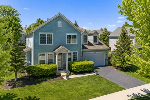 $525,000 | 394 Rockland Avenue, Elgin, IL 60124
