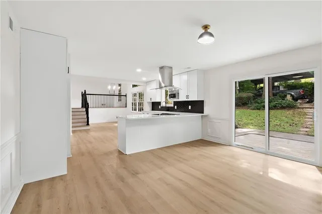 $579,900 | 3844 Lake Drive Southeast, Smyrna, GA 30082