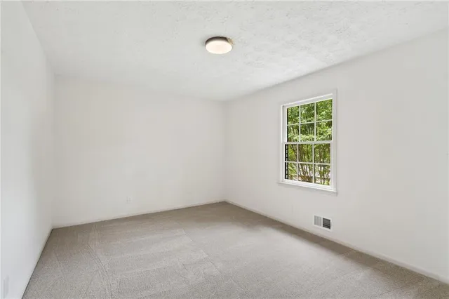 $579,900 | 3844 Lake Drive Southeast, Smyrna, GA 30082