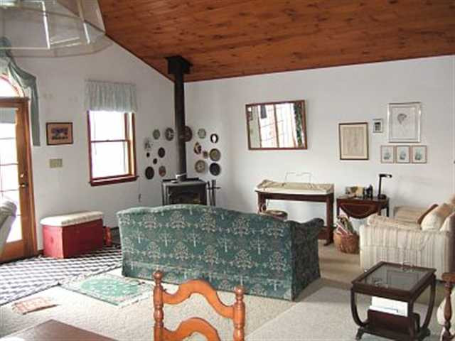 522 Orchard Road Claverack, NY 12534 - Photo 4 of 11 Photo 4