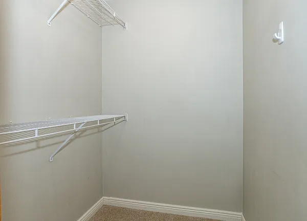 $164,000 | 4186 Fairview Drive, Unit 9, Bettendorf, IA 52722
