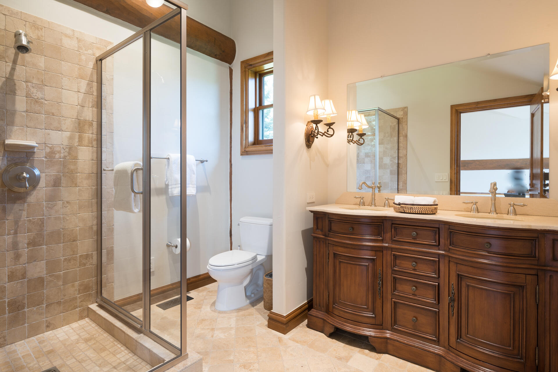 100 Fairway Road Sun Valley, ID 83353 - Photo 22 of 37 Guest Bath