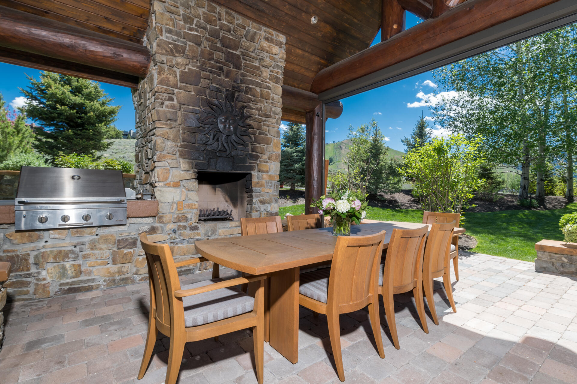 100 Fairway Road Sun Valley, ID 83353 - Photo 26 of 37 Covered Outdoor Dining Area