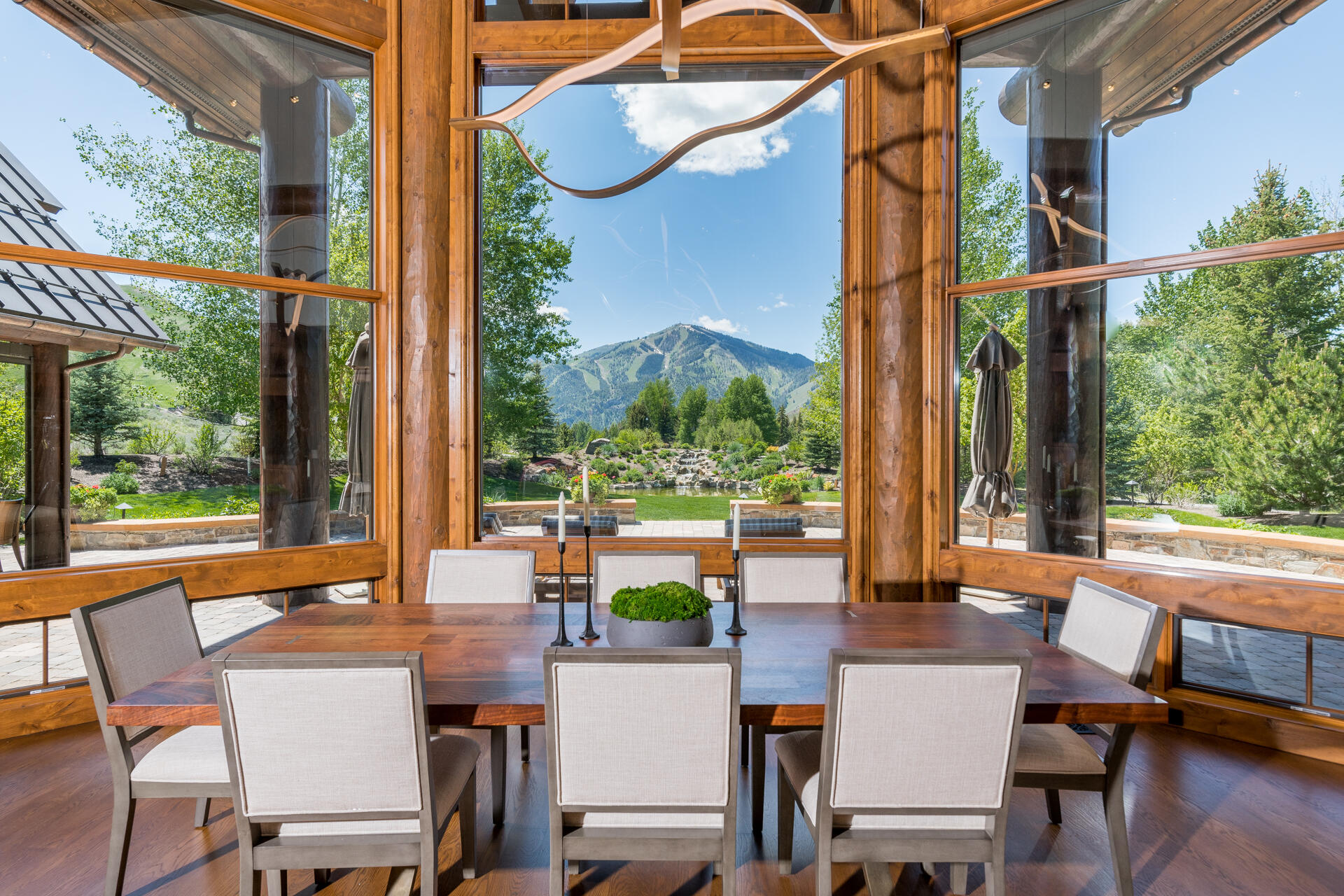 100 Fairway Road Sun Valley, ID 83353 - Photo 6 of 37 Dining Room