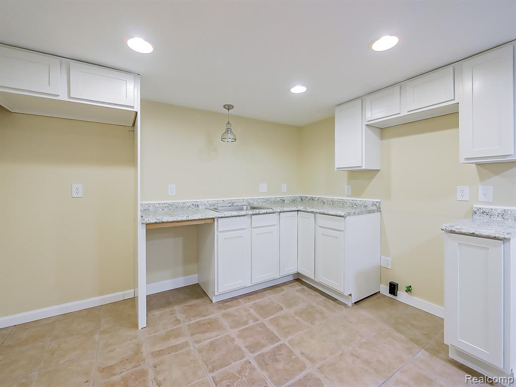 8701 Brookville Road Plymouth, MI 48170 - Photo 35 of 51