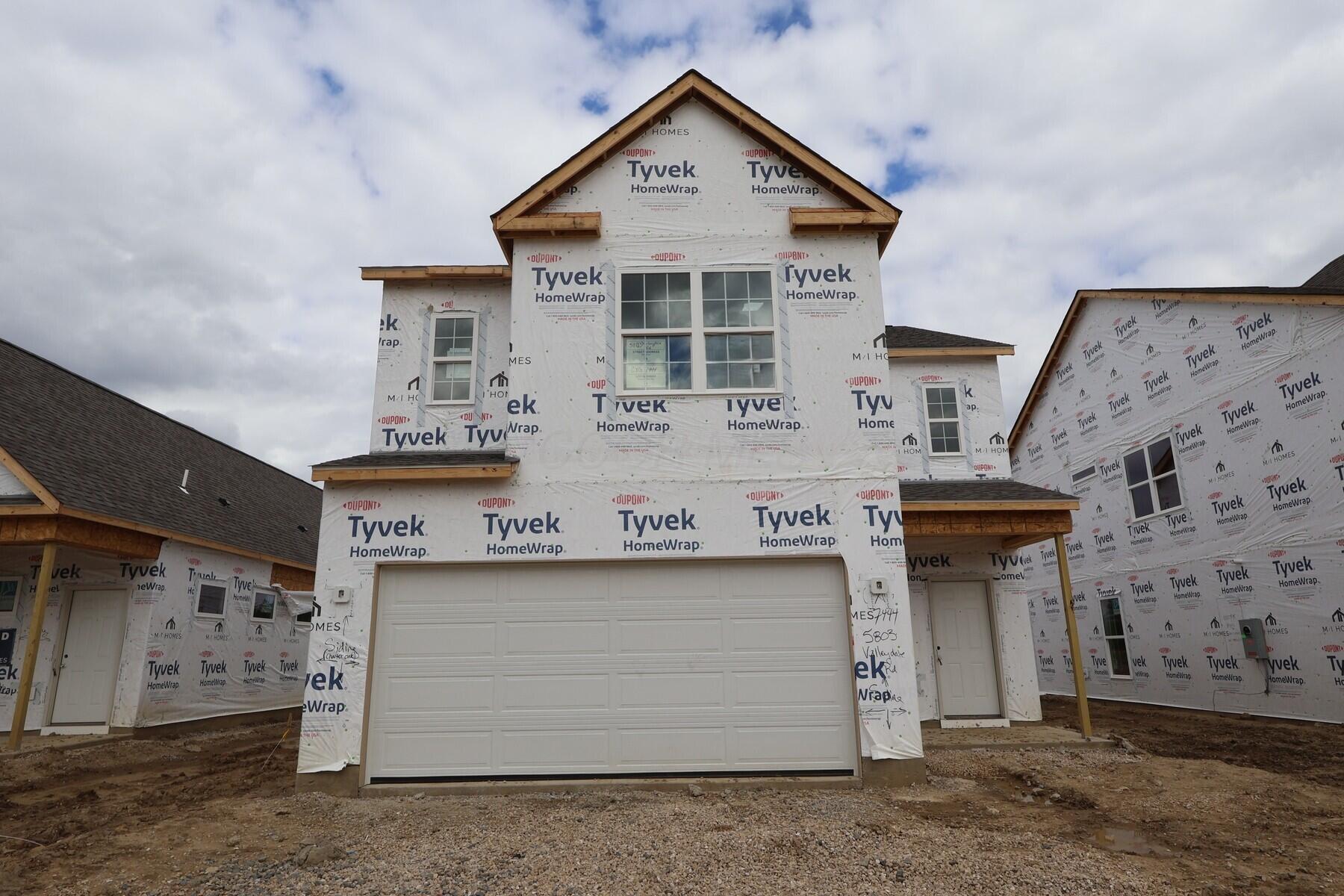 5803 Valleydale Road Powell, OH 43065 - Photo 1 of 14 Front Exterior