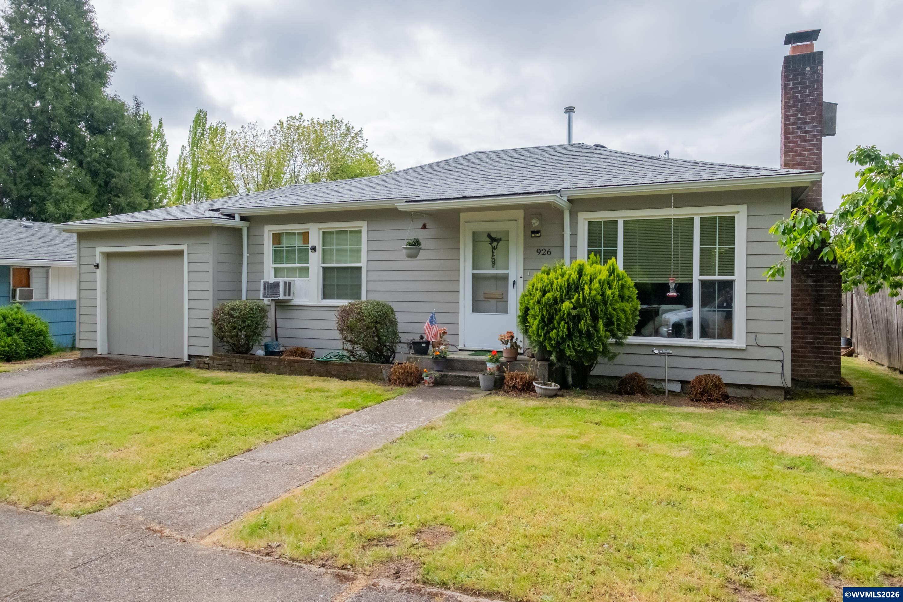 926 Southwest 11th Avenue Albany, OR 97321 - Photo 2 of 26