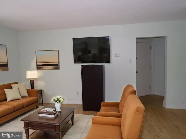 $75,900 | 20 East Penn Street, Unit 6, Philadelphia, PA 19144