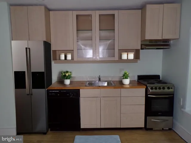 $75,900 | 20 East Penn Street, Unit 6, Philadelphia, PA 19144