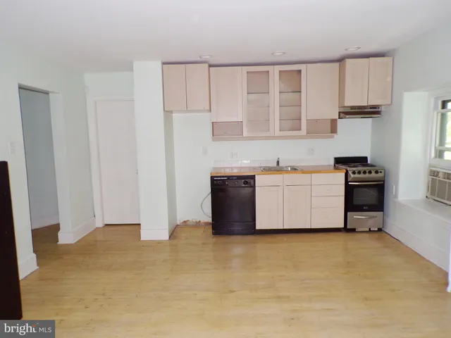 $75,900 | 20 East Penn Street, Unit 6, Philadelphia, PA 19144