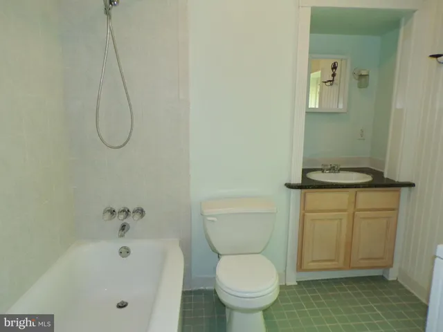 $75,900 | 20 East Penn Street, Unit 6, Philadelphia, PA 19144