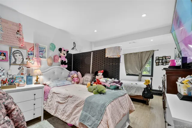 $1,199,999 | 306 South Pascack Road, Nanuet, NY 10954