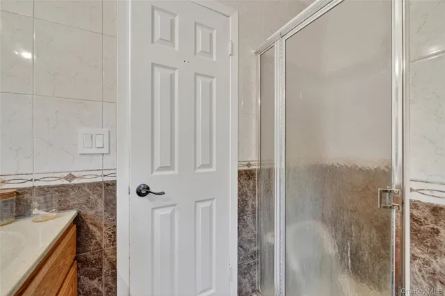 $1,199,999 | 306 South Pascack Road, Nanuet, NY 10954