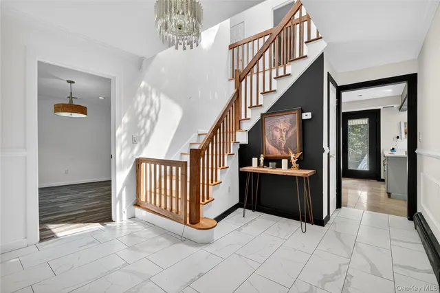 $1,199,999 | 306 South Pascack Road, Nanuet, NY 10954