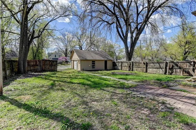 $189,750 | 508 South Willow Street, Ottawa, KS 66067