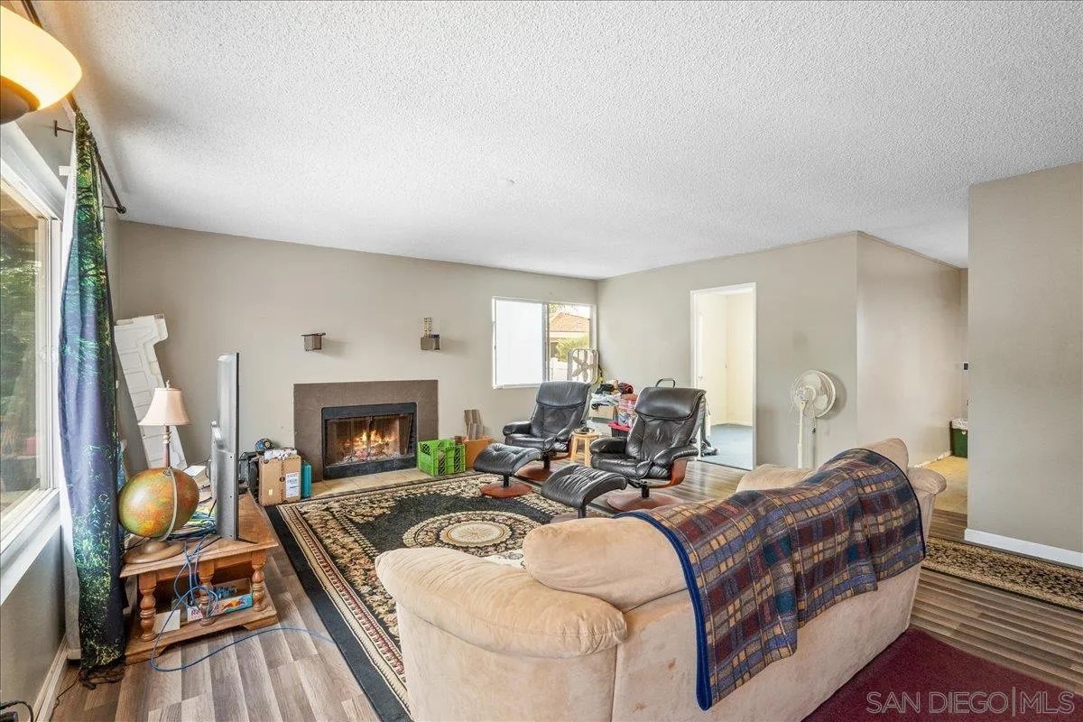 334 Cedar Road Vista, CA 92083 - Photo 8 of 22 Gallery Image 8
