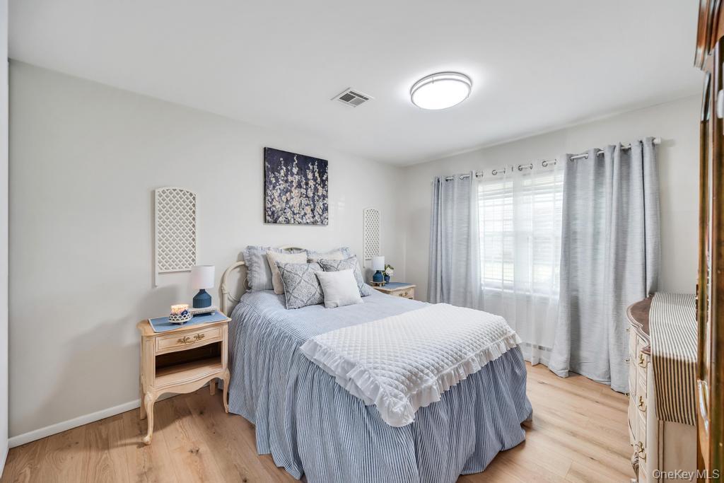 248 Newcastle Court, Unit A Ridge, NY 11961 - Photo 13 of 40