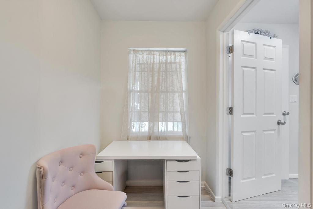 248 Newcastle Court, Unit A Ridge, NY 11961 - Photo 19 of 40