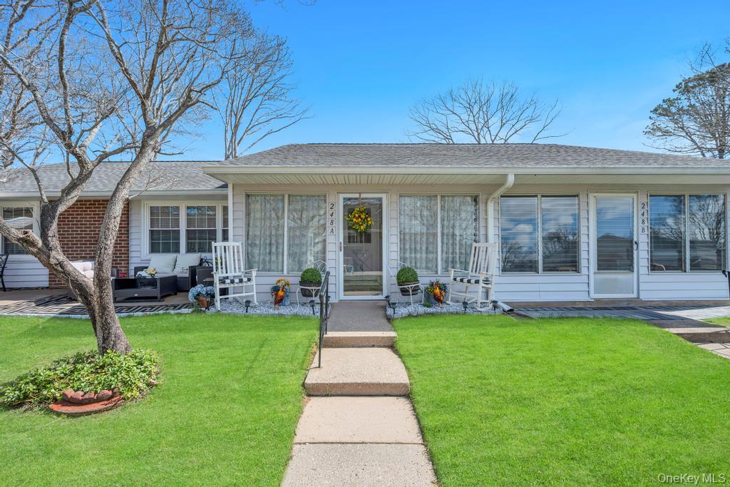 248 Newcastle Court, Unit A Ridge, NY 11961 - Photo 23 of 40