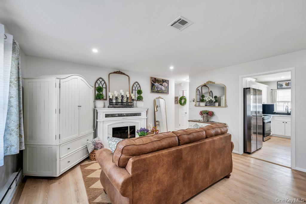 248 Newcastle Court, Unit A Ridge, NY 11961 - Photo 9 of 40