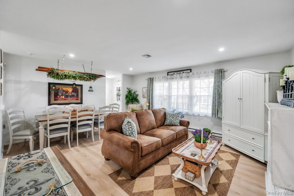 248 Newcastle Court, Unit A Ridge, NY 11961 - Photo 10 of 40