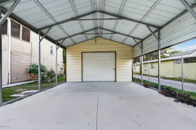 $240,000 | 229 Ave B Northeast, Winter Haven, FL 33881