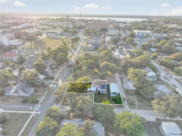 $240,000 | 229 Ave B Northeast, Winter Haven, FL 33881