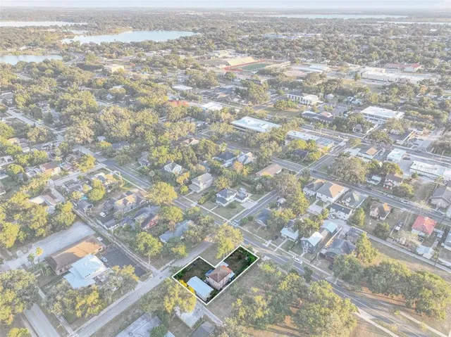 $240,000 | 229 Ave B Northeast, Winter Haven, FL 33881