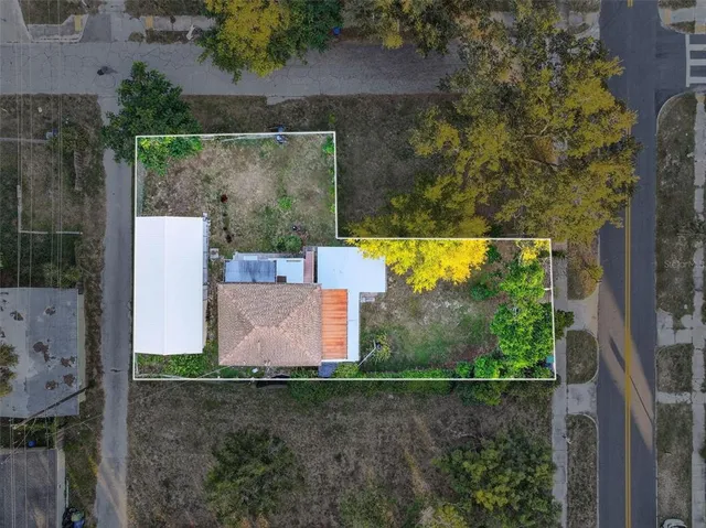 $240,000 | 229 Ave B Northeast, Winter Haven, FL 33881