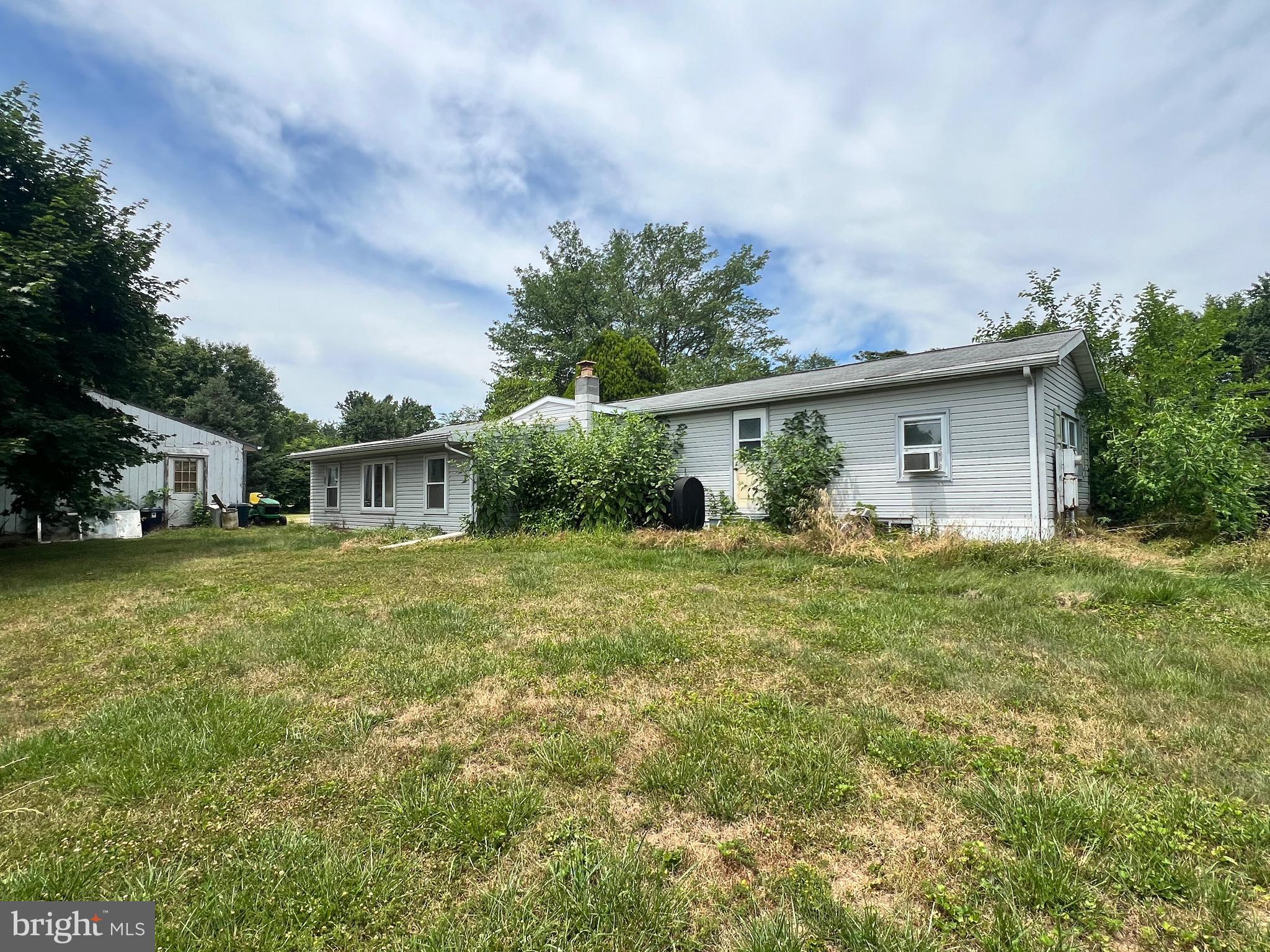 1333 Amosite Road Bainbridge, PA 17502 - Photo 3 of 9 Gallery Image 3