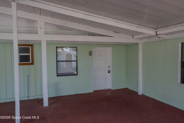 a view of empty room