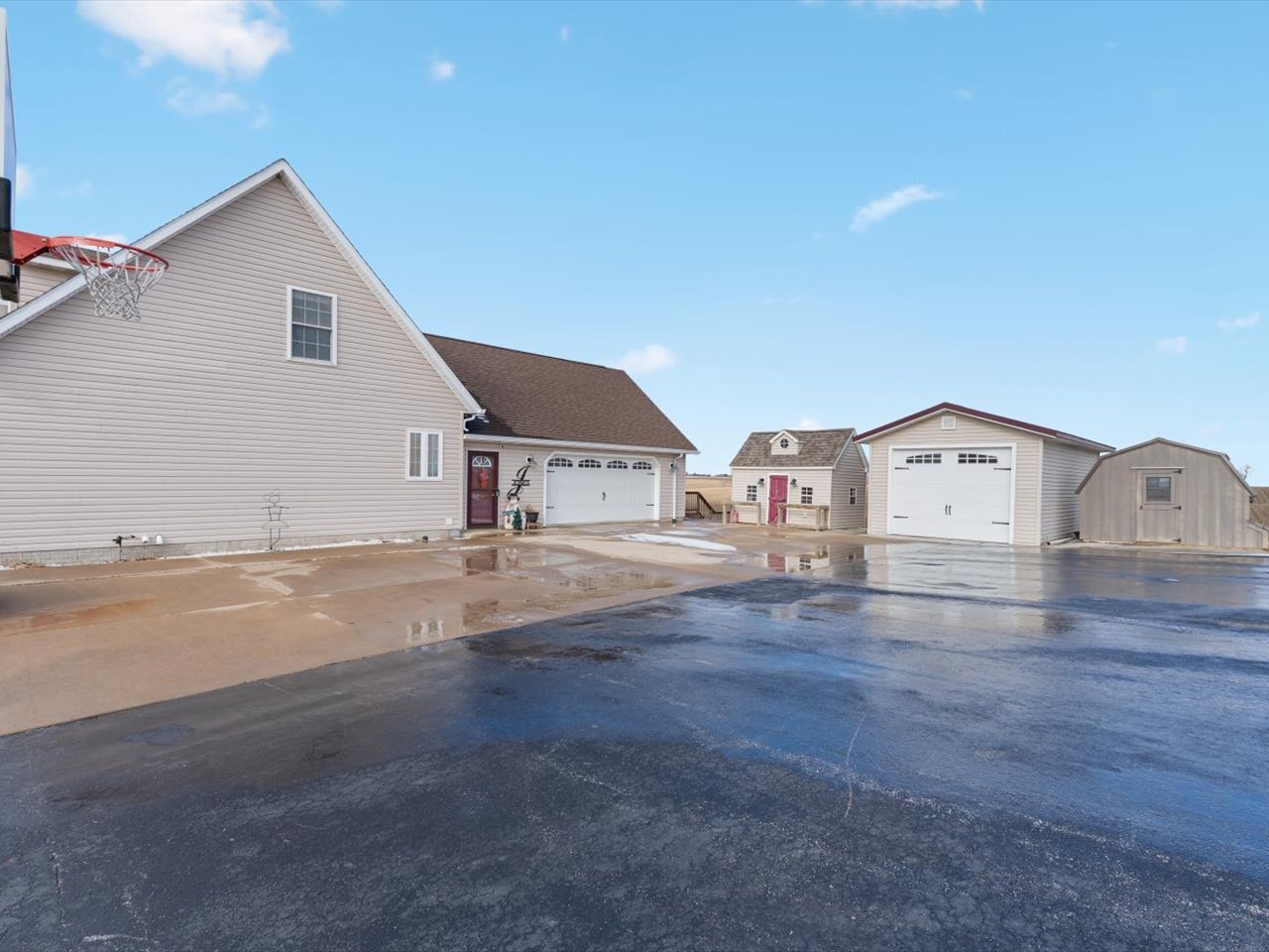 2572 160th Avenue Aledo, IL 61231 - Photo 7 of 66