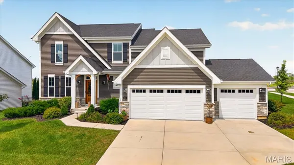 $700,000 | 401 Burnley Drive, O'Fallon, MO 63368