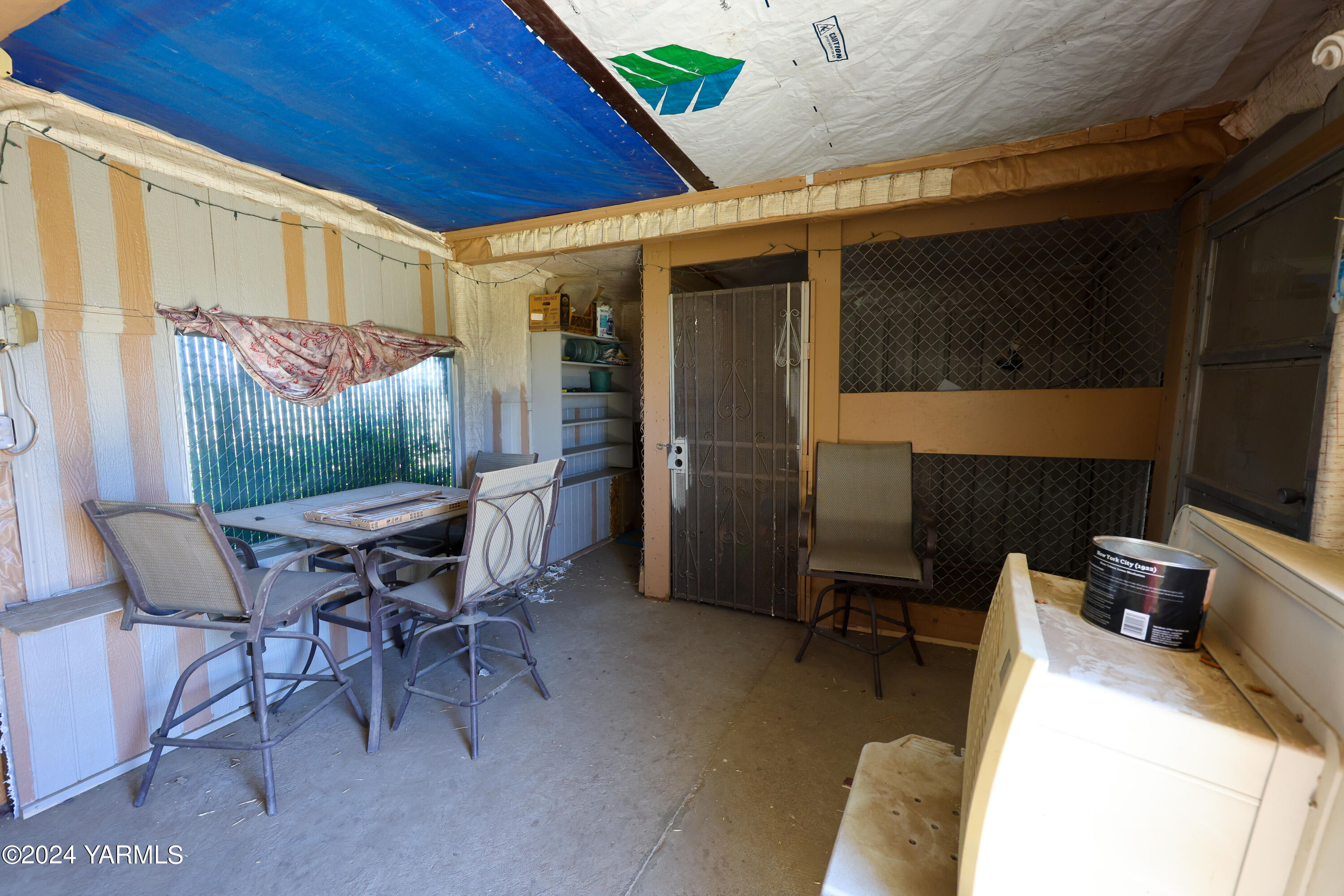 2200 Forsell Road Grandview, WA 98930 - Photo 18 of 30 Attached work space