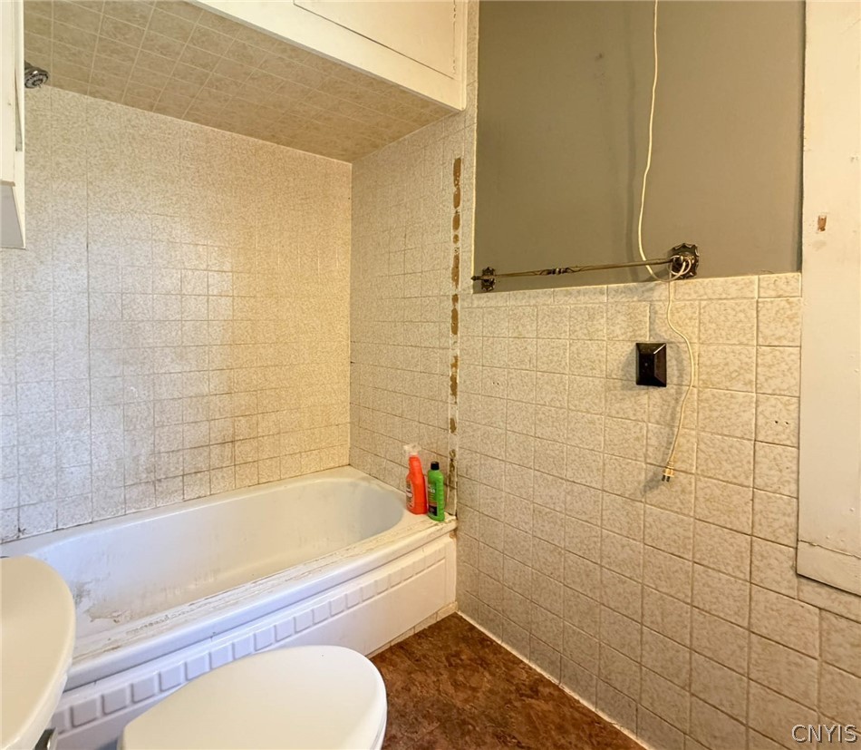 9481 Sessions Road New Hartford, NY 13456 - Photo 20 of 41 Gallery Image 20