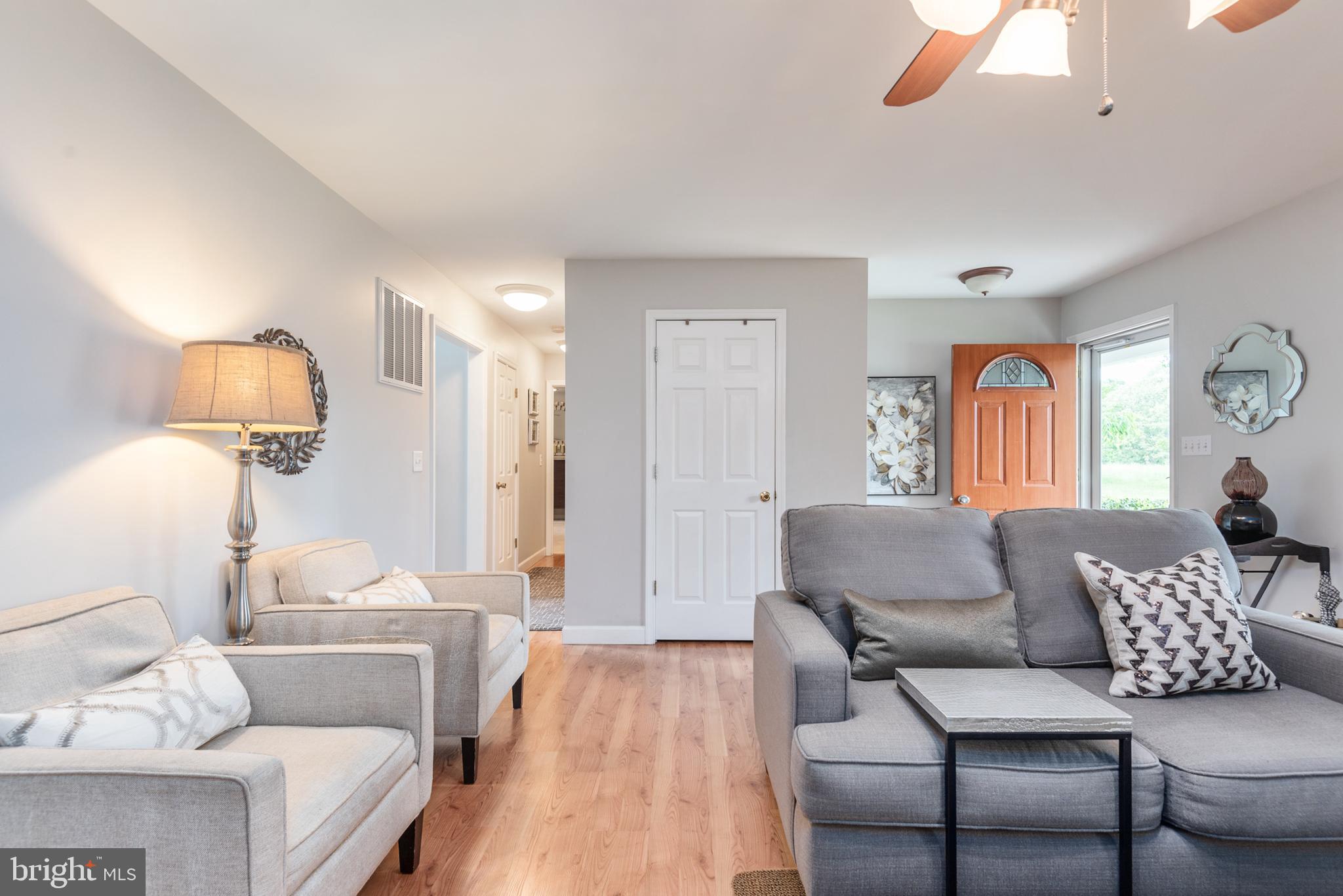 14180 Round Hill Road King George, VA 22485 - Photo 12 of 59 Living Room with Ceiling Fan
