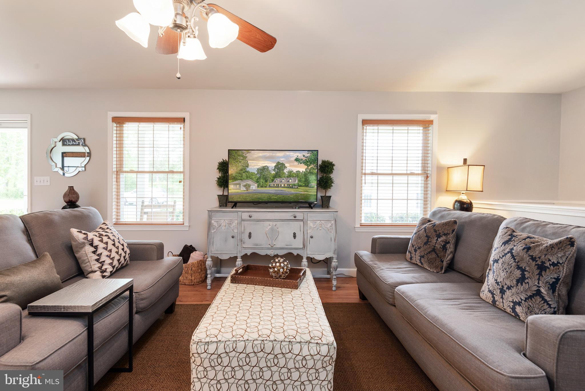 14180 Round Hill Road King George, VA 22485 - Photo 10 of 59 Living Room with Ceiling Fan