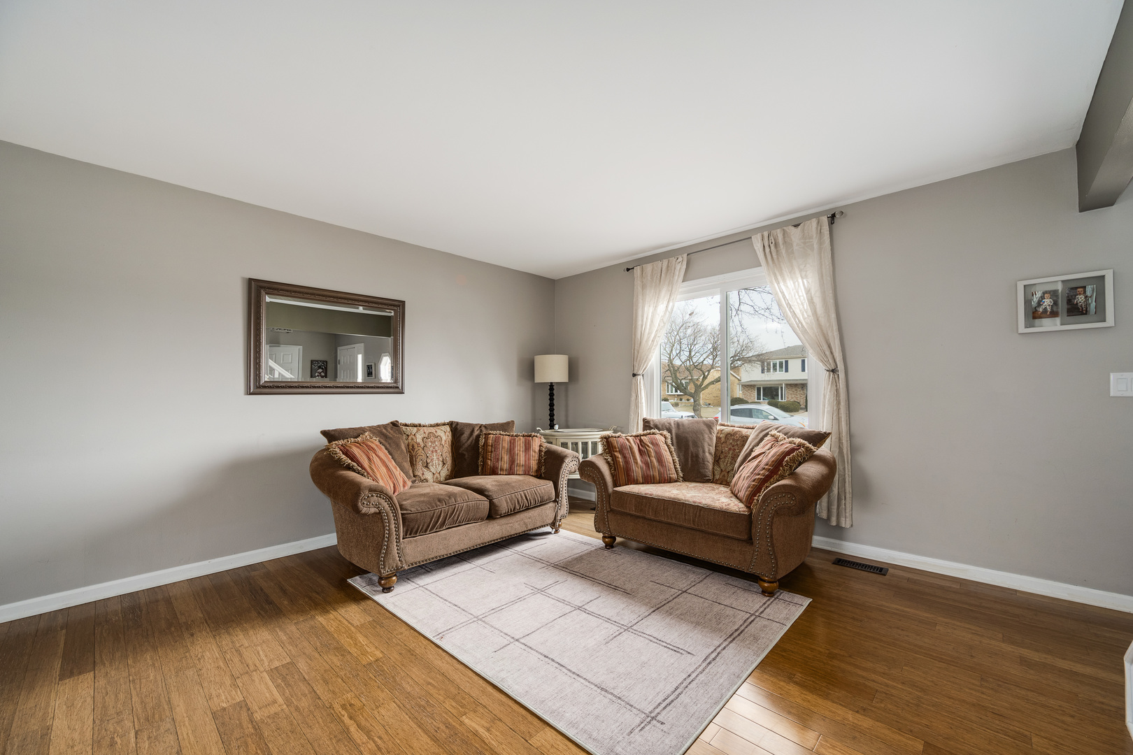 710 Noah Terrace Mount Prospect, IL 60056 - Photo 5 of 26