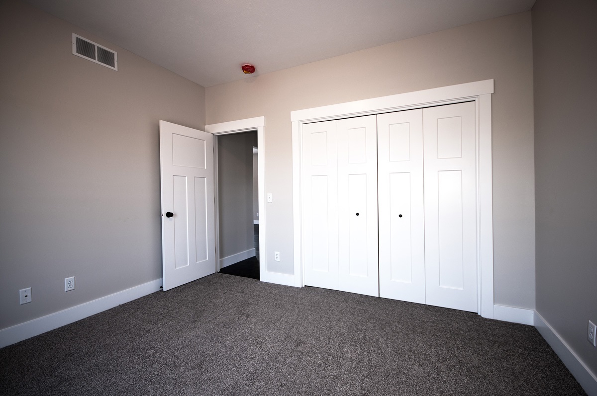 825 Ridgeview Drive Goshen, IN 46526 - Photo 17 of 31 Gallery Image 17