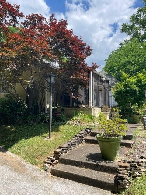117 Shallowford Road Chattanooga, TN 37404 - Photo 2 of 26 2
