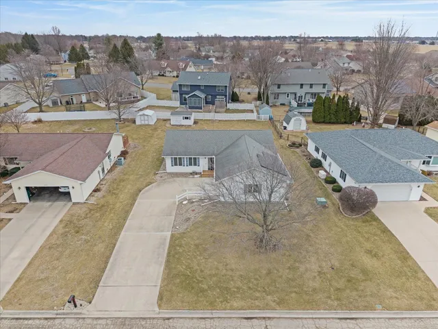 $249,900 | 3125 Castlebury Place, Galesburg, IL 61401