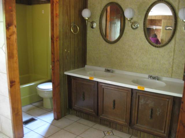 13061 Janda Road Seneca, SC 29672 - Photo 8 of 12 Gallery Image 8
